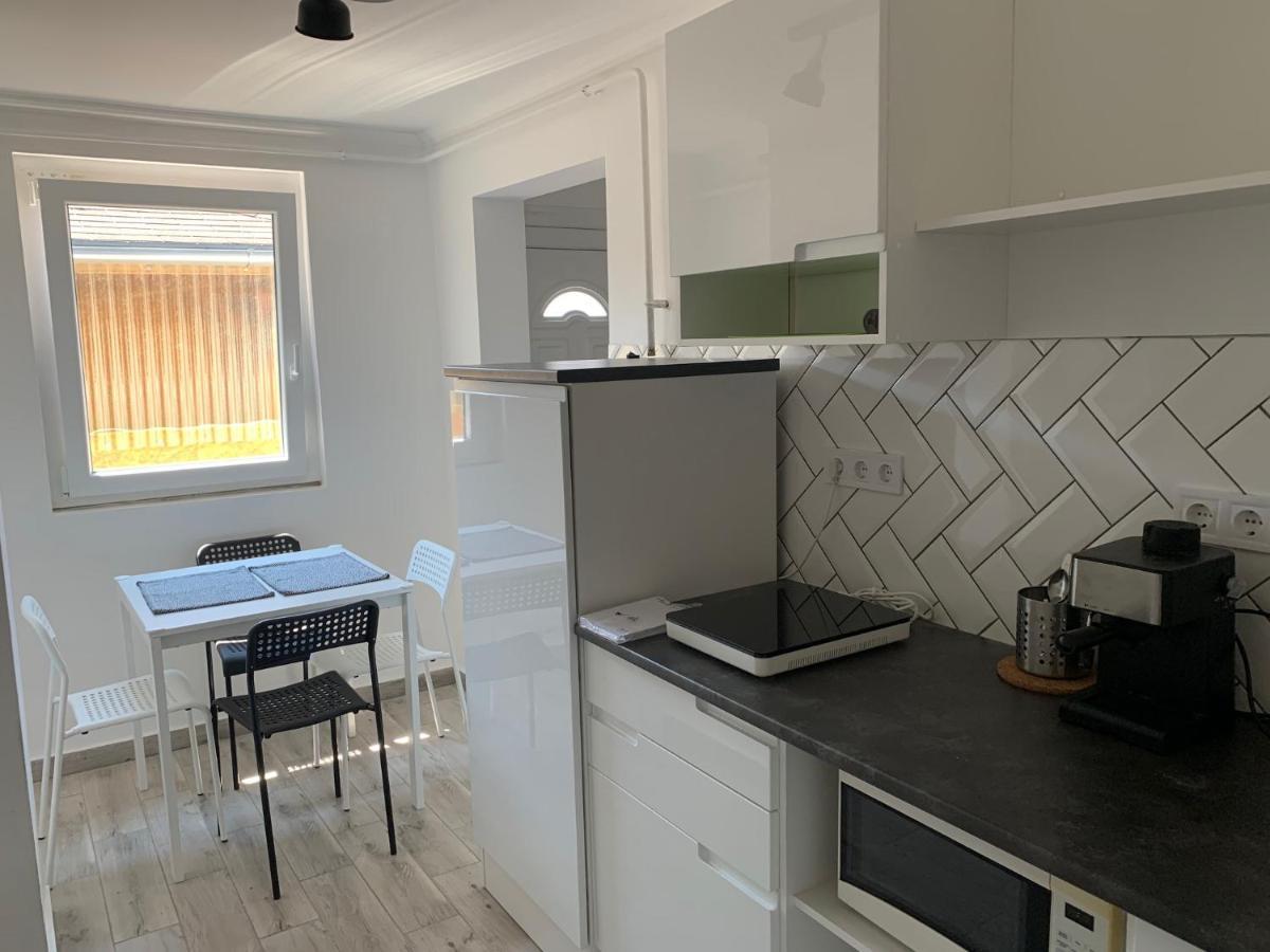Appartement Amira Apartman à Hajdúszoboszló Extérieur photo